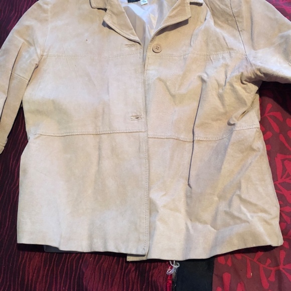 Rickis xl leather coat, lined, with pockets, needs a dry clean - Picture 2 of 6